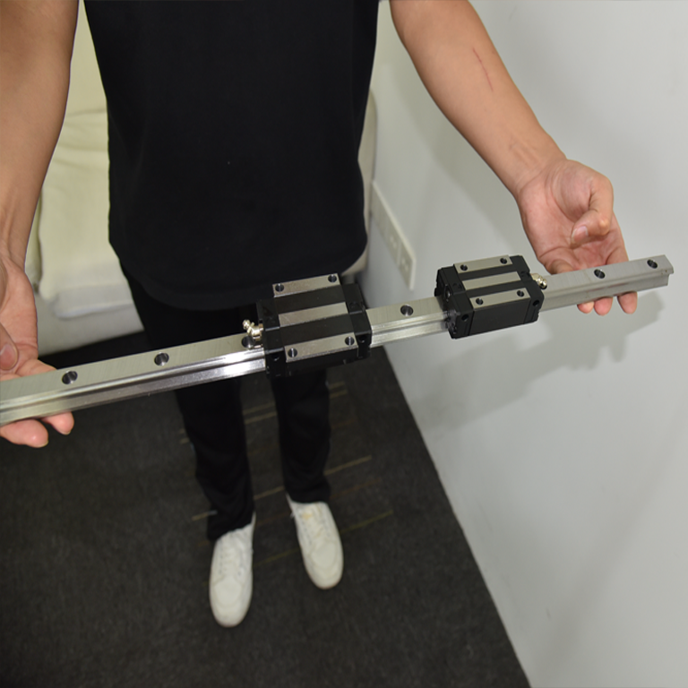 Linear Guide3